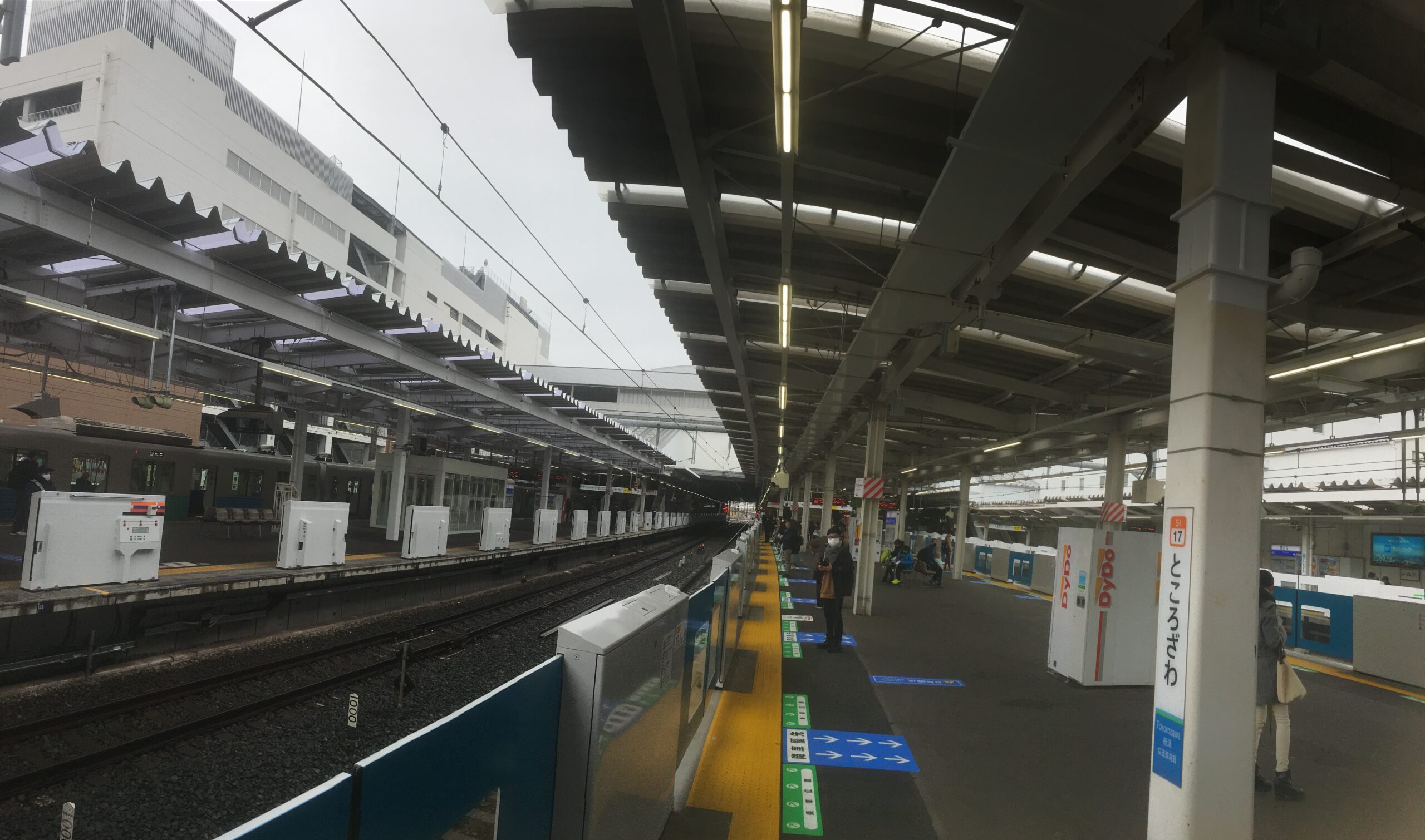 西武 所沢駅のホーム